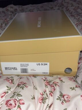 MICHAEL Michael Kors Cream and White Shoe Box